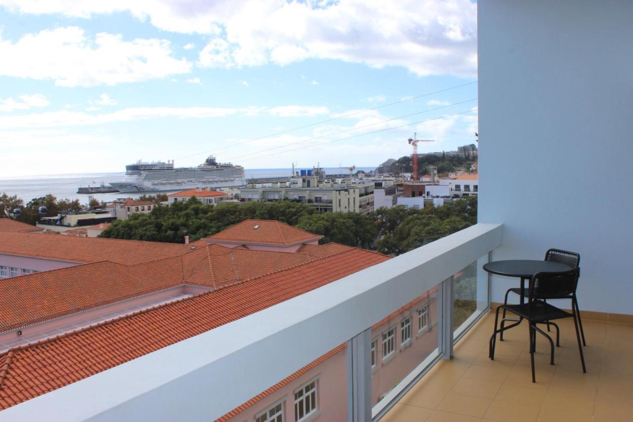 D Apartment - Your Home With Breathtaking Views Φουνκάλ Εξωτερικό φωτογραφία