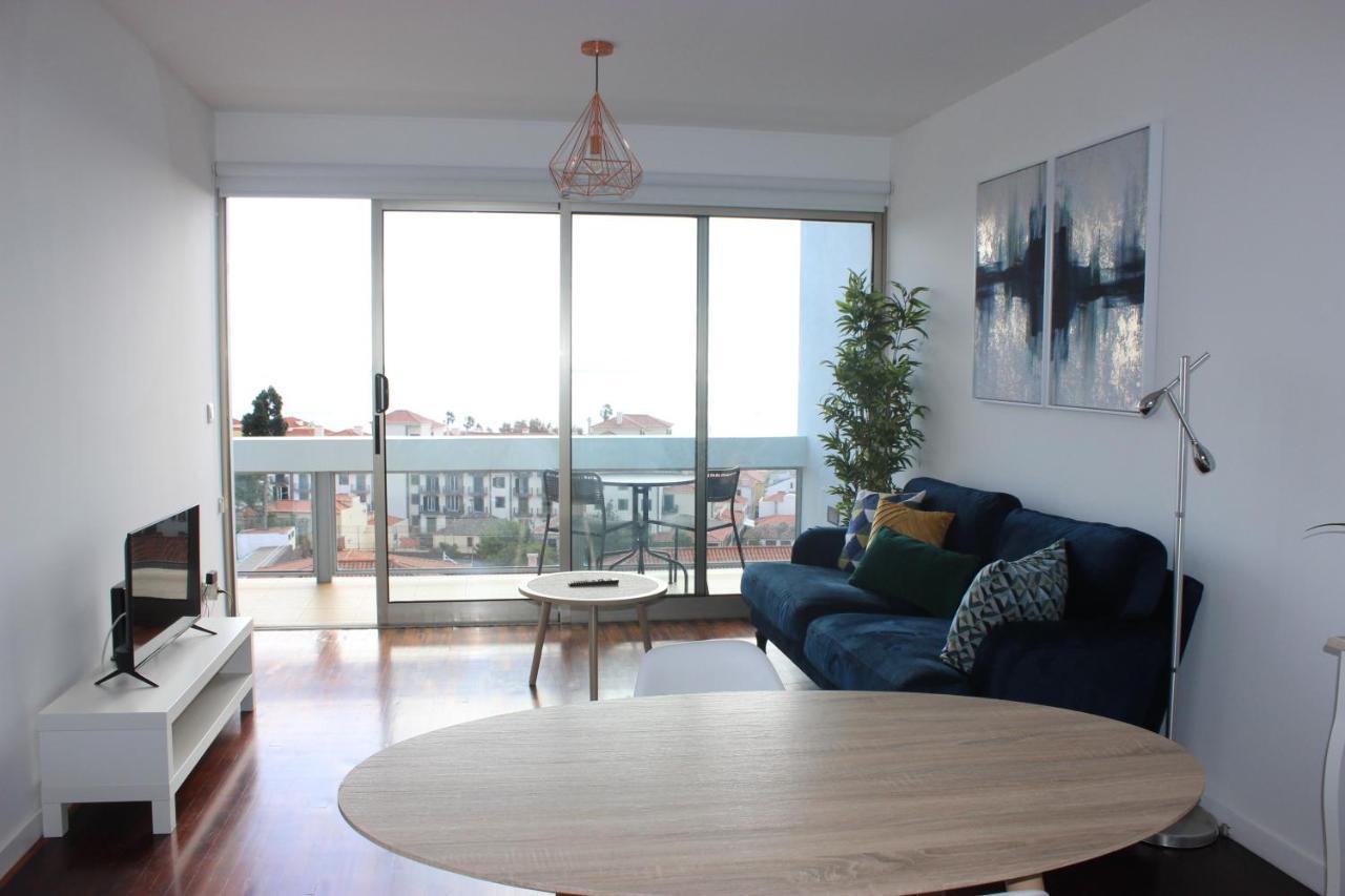 D Apartment - Your Home With Breathtaking Views Φουνκάλ Εξωτερικό φωτογραφία